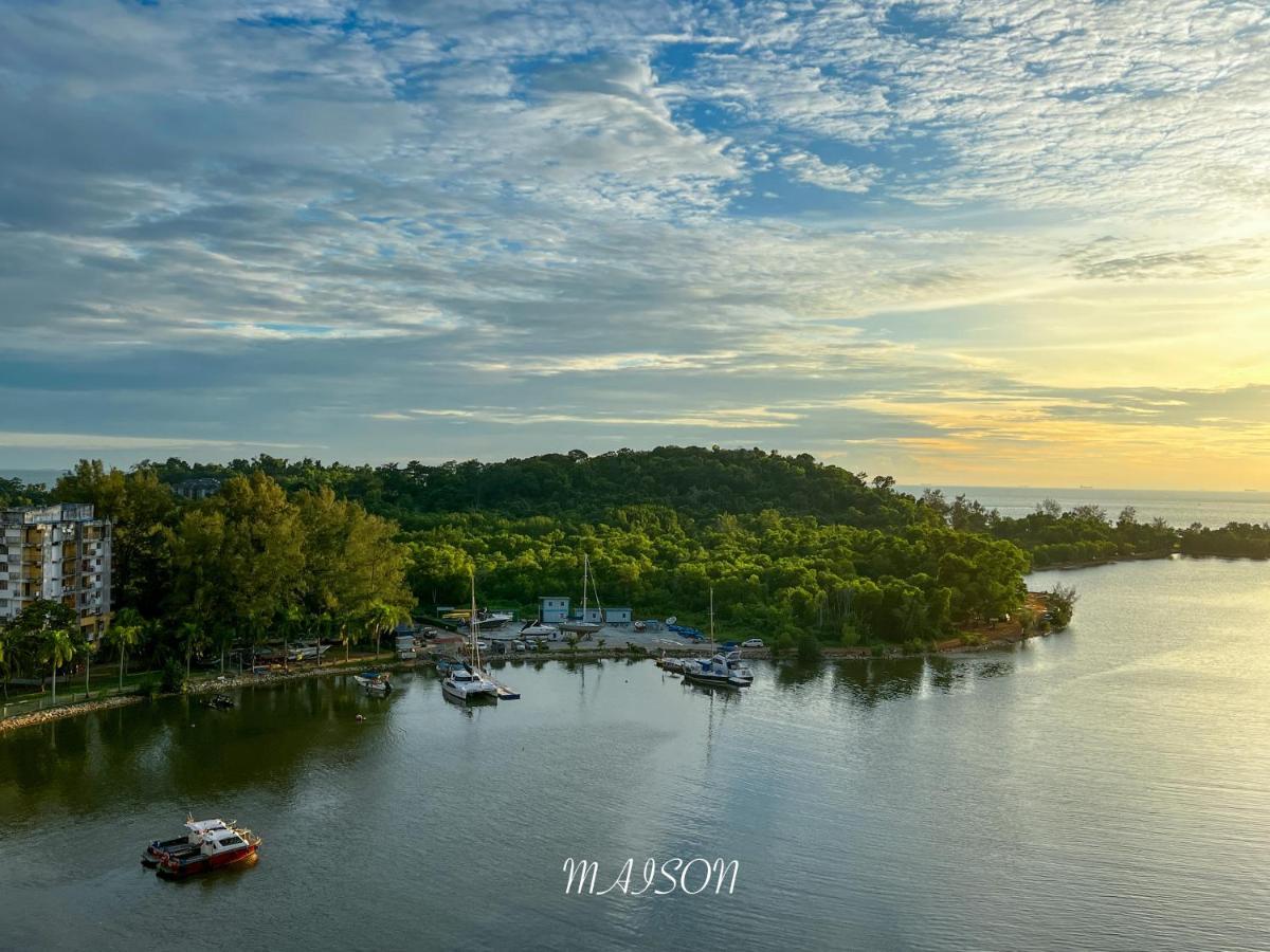 Bayview Suites Port Dickson By Maison Exterior photo